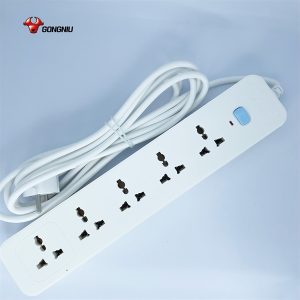 Ổ cắm đa năng 5 lỗ, 2 chấu, 1 công tắc GONEO GNVN-N1050-50 5met