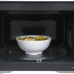 Lò vi sóng Panasonic 24L NN-GM34NBYUE có nướng